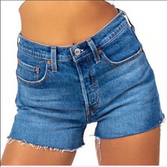 Levi’s 501’s High Rise Button Fly Denim Shorts - Picture 7 of 7